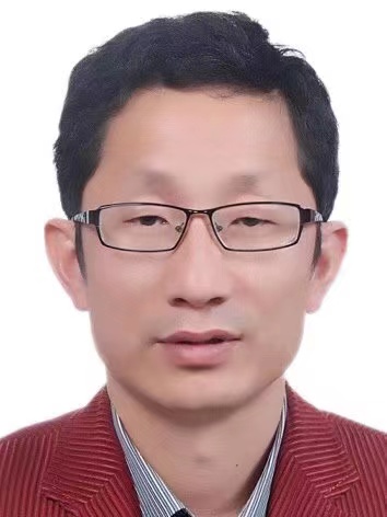 凌立新