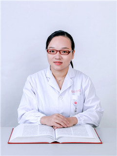 李芬