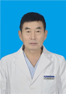 李振伟