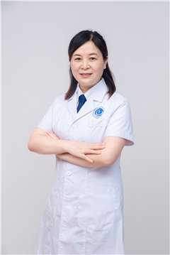 严玉琼
