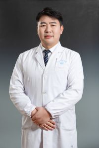 何立辉