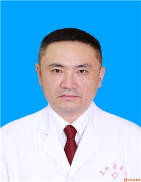 黄立航