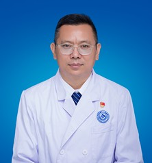 杨圣伟