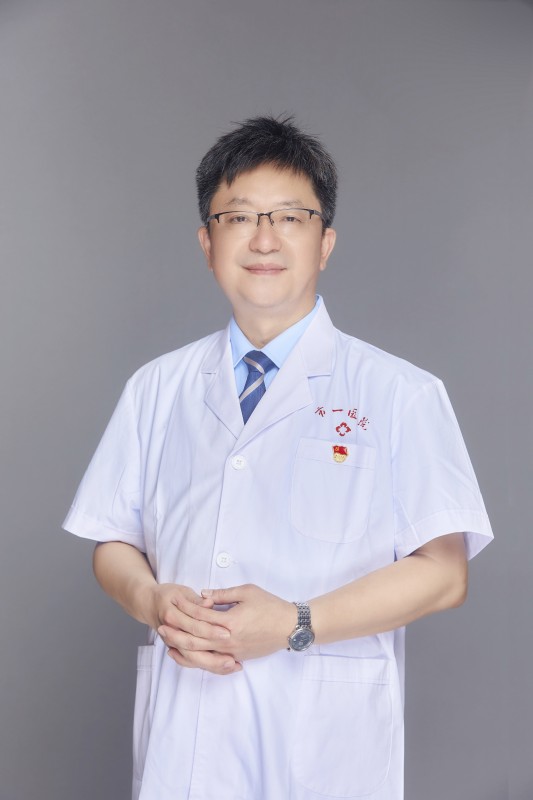 李志华