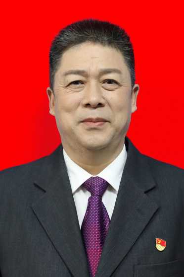 李云富