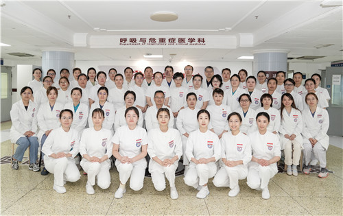 呼吸与危重症医学科
