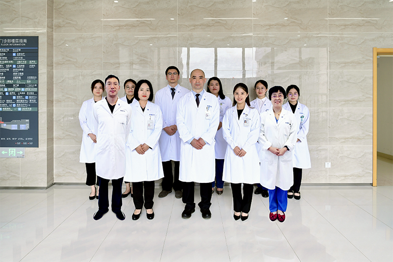 16443030746470.jpg 超声科集体照2-浦东-0.jpg