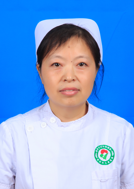 阮国芳主管护师