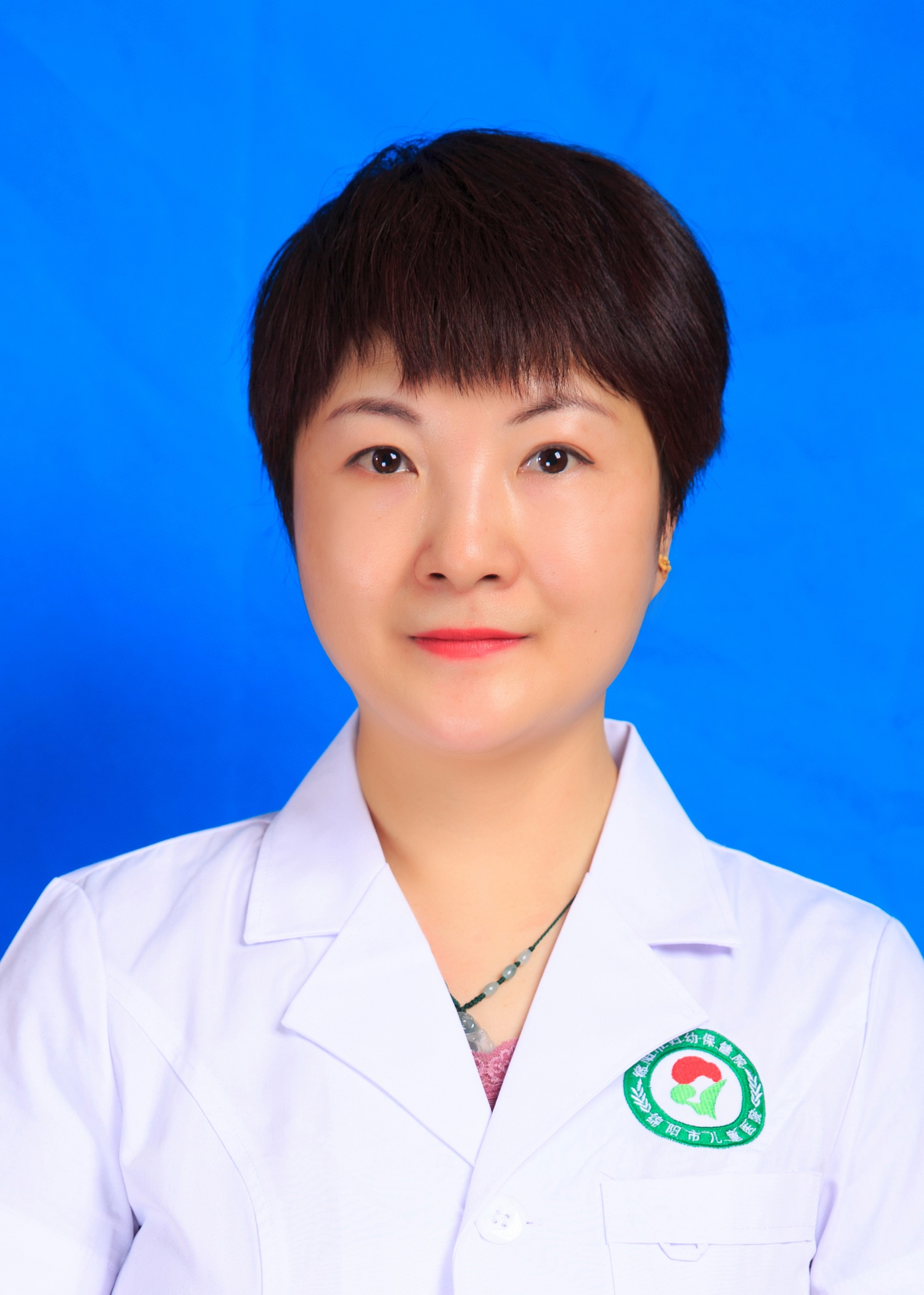 鲜潋艳副主任医师