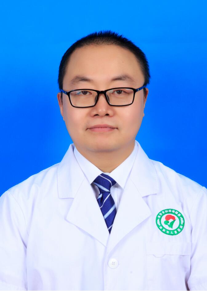 贵仁伍主任药师