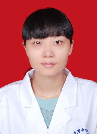 杨小华副主任、副主任医师