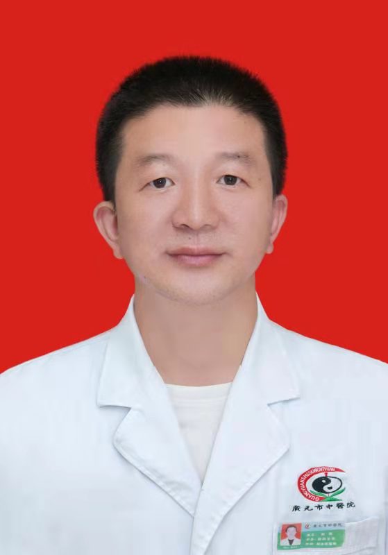 刘震副主任医师