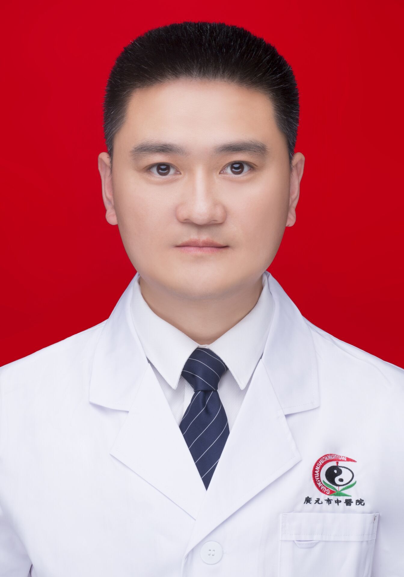 张洵副主任医师