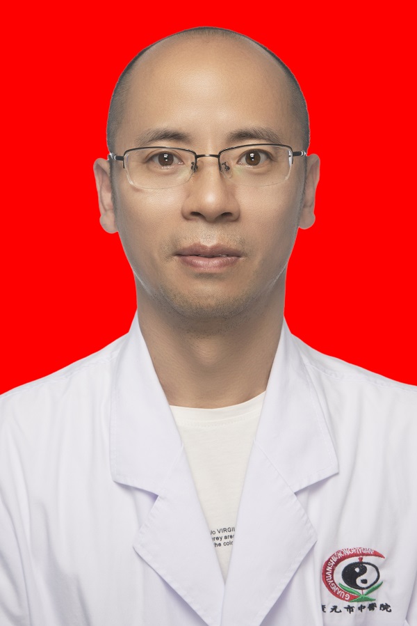 李昀副主任医师