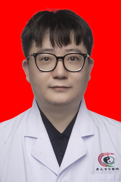 章煜龙主治医师