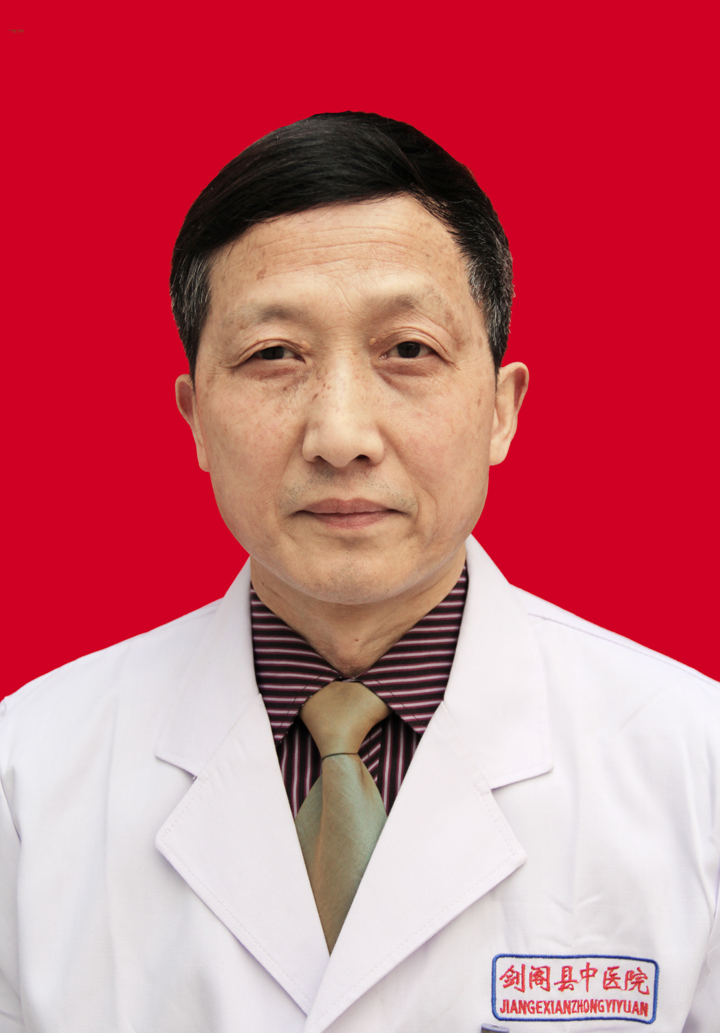 吕三科主任医师