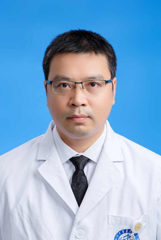 黄国华副主任医师