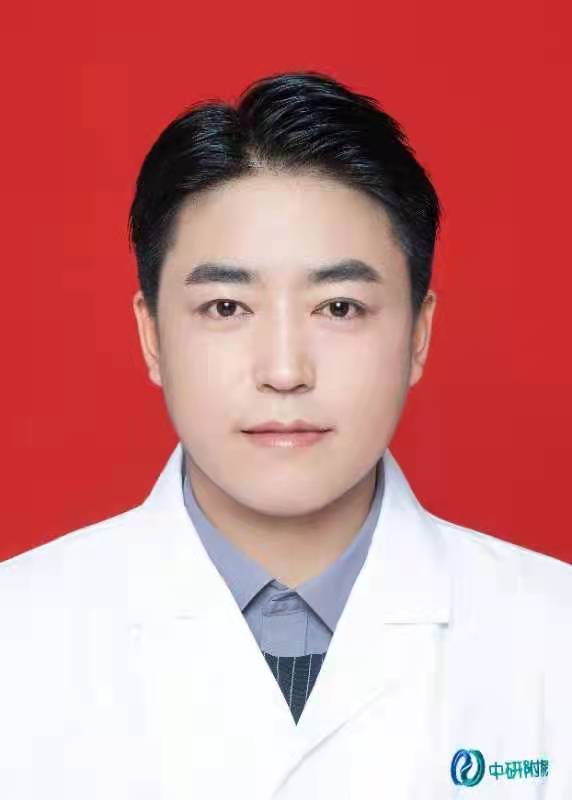 阿旺克珠初级技师