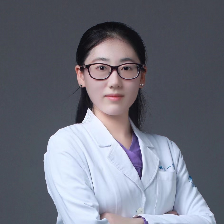 姓&nbsp;名：陈祎