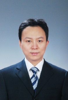 姓&nbsp;名：柯坤宇