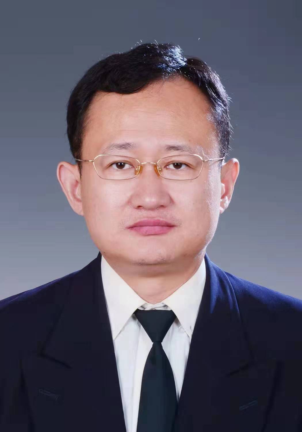 姓&nbsp;名：周智华