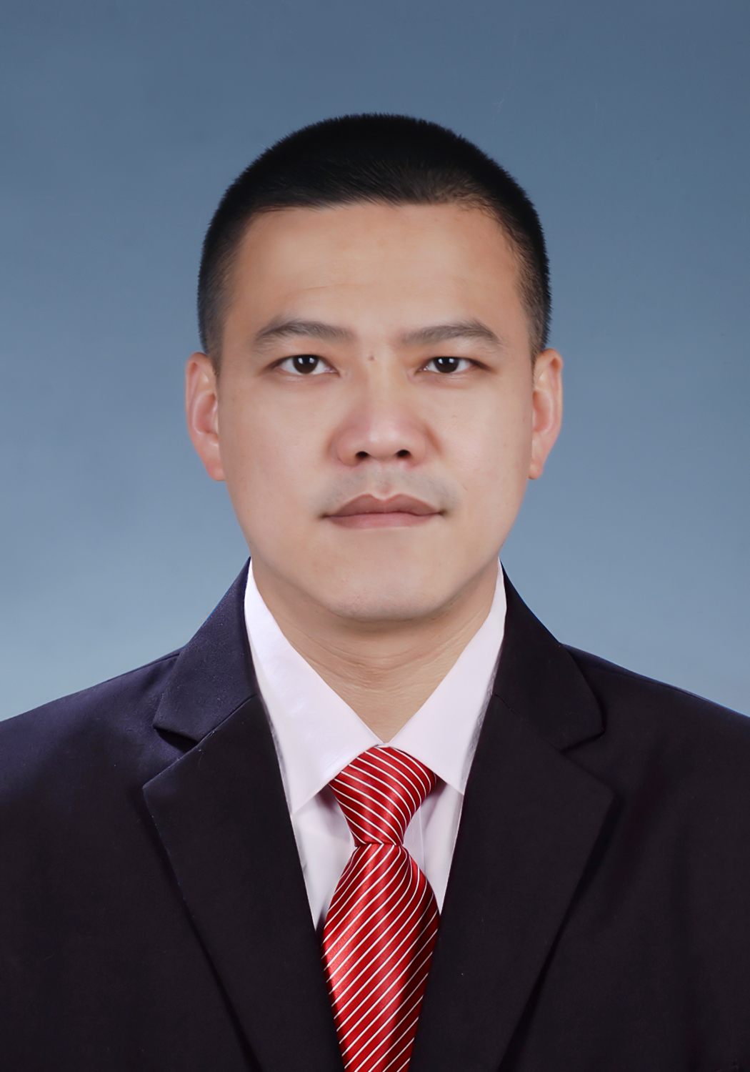 姓&nbsp;名：曾锐