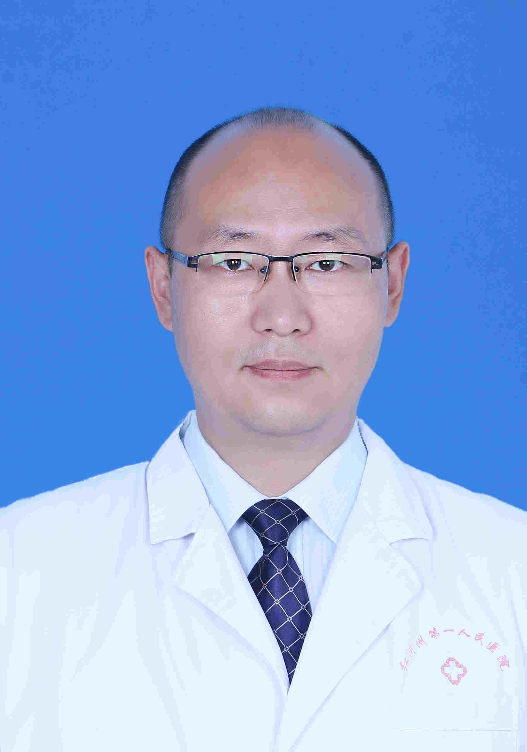 蒋俊（骨科诊疗中心-关节外科）