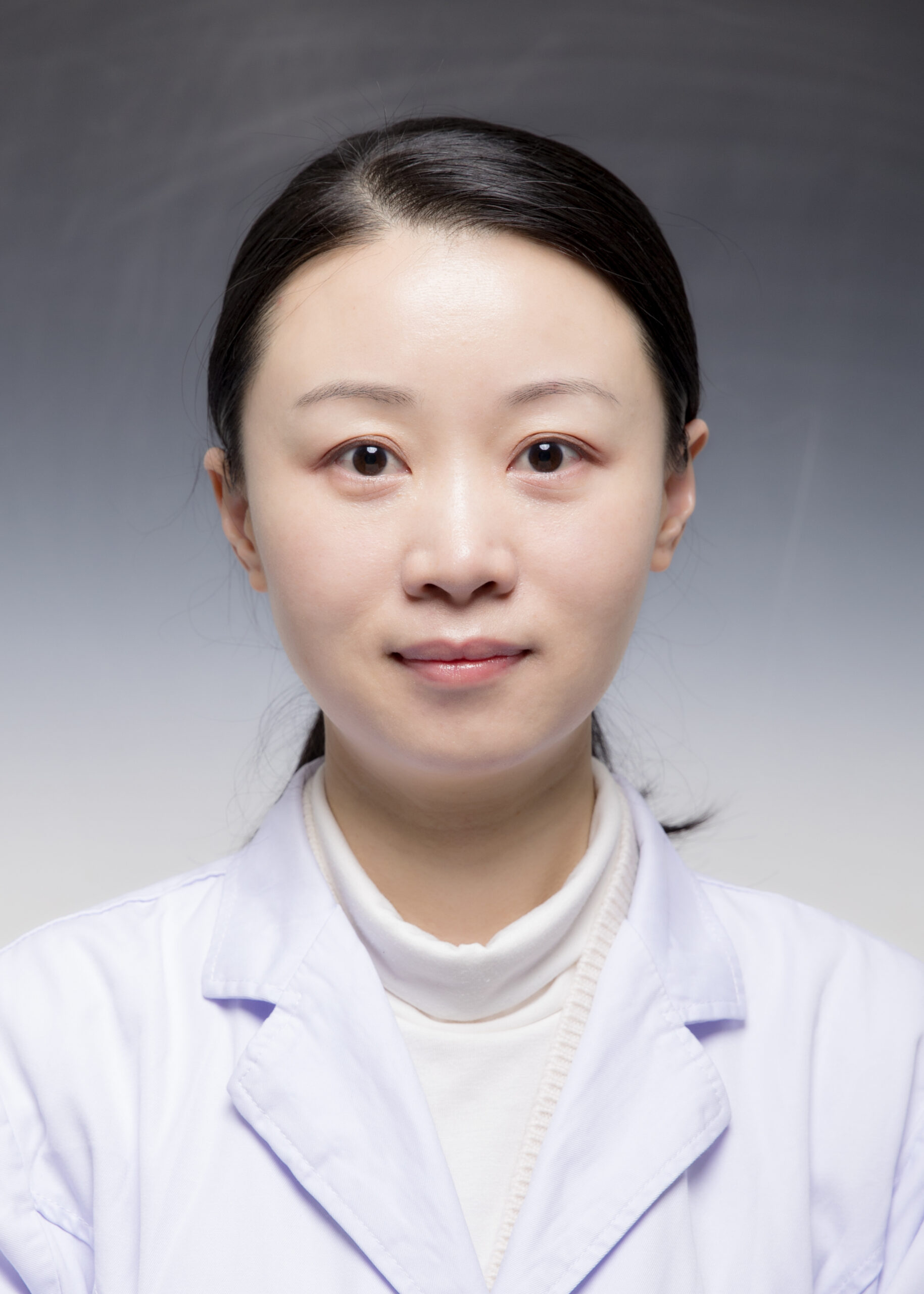 章丹副主任医师