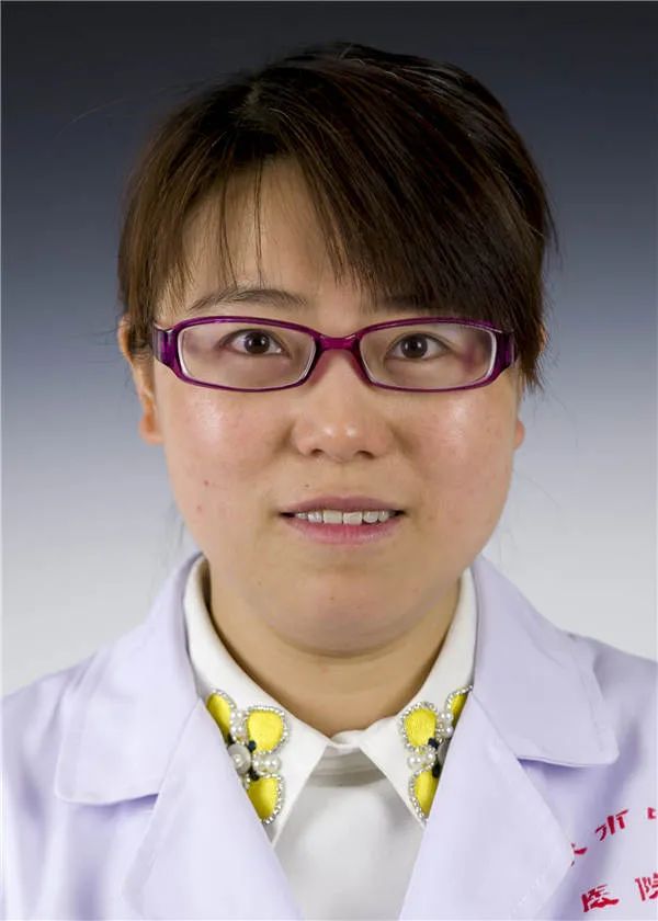 应灵晶副主任医师