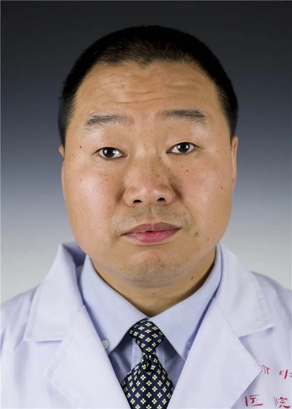 张文伟副主任医师