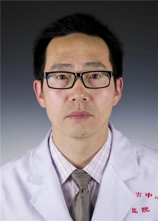 华俊彦主任药师