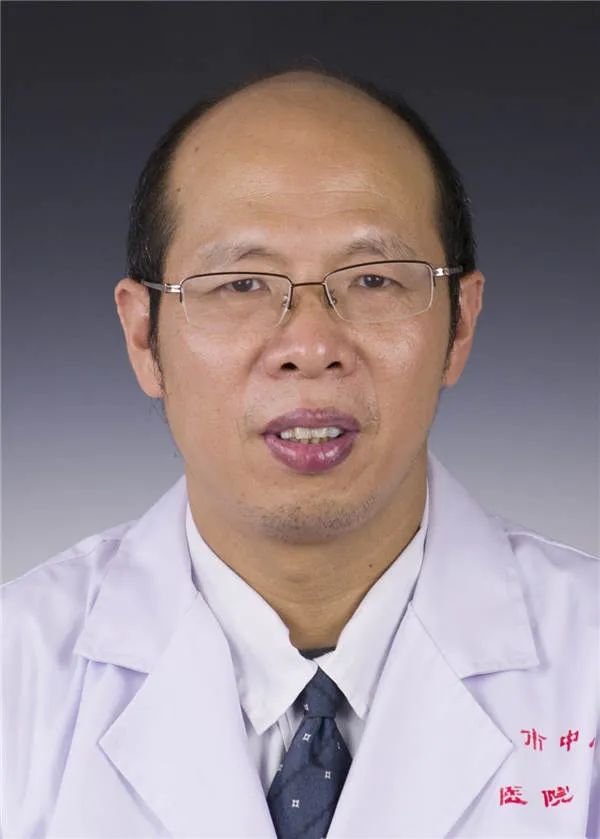 叶金伟副主任药师