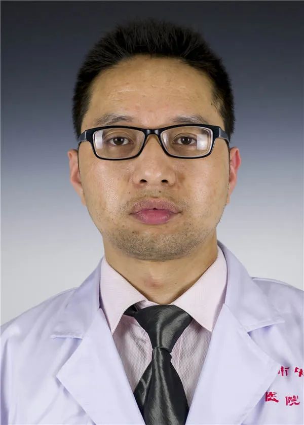 叶勇功副主任医师