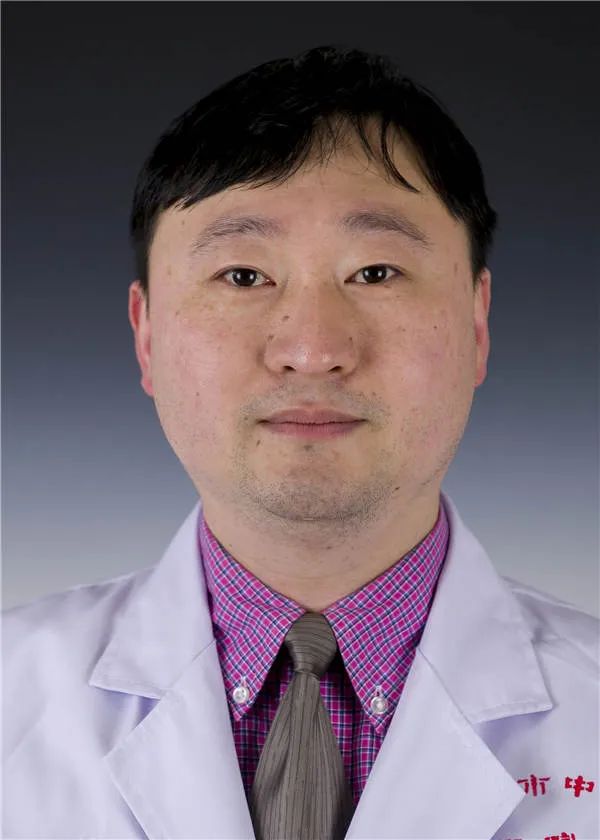 王越副主任医师