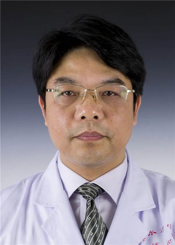 胡伟中副主任医师