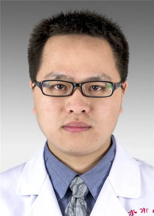 叶积飞副主任医师
