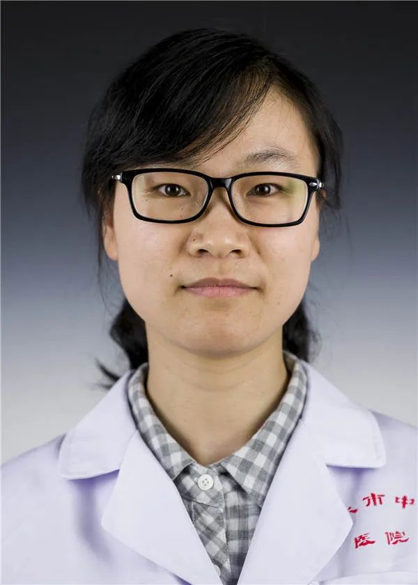 林霞副主任医师