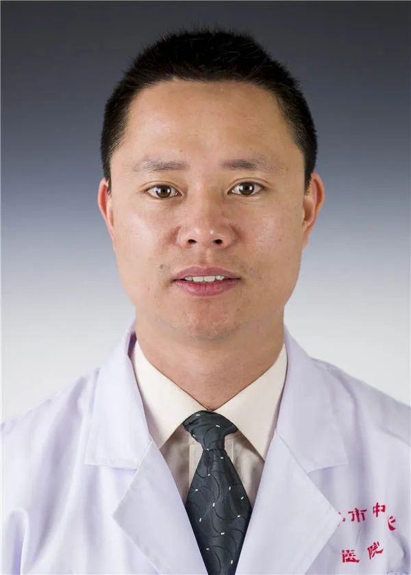 赖小伟副主任医师