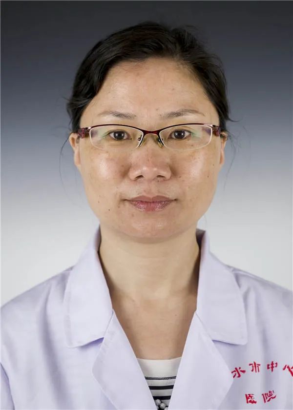 吴日荷副主任技师