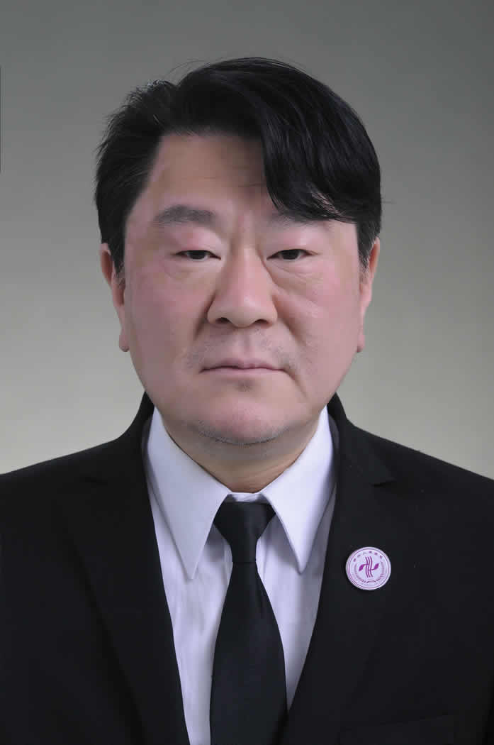 戚文涛科副主任、主任医师