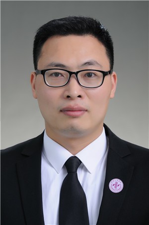 杨旭光副主任医师