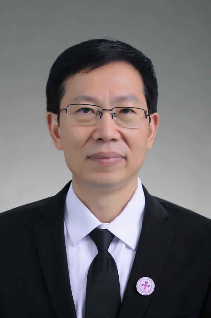 杨再珍科主任、主任医师