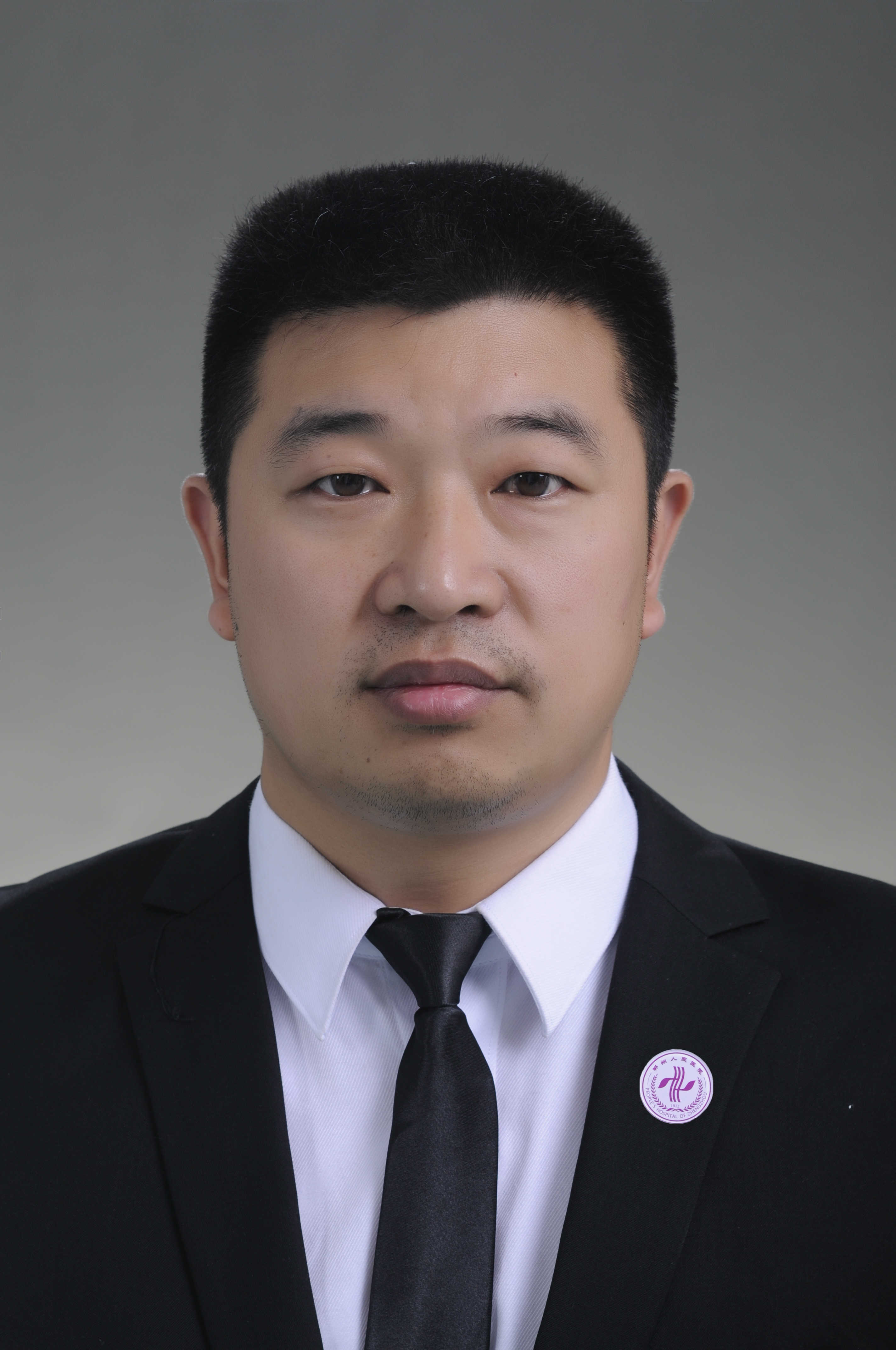 贺艳阳主任医师