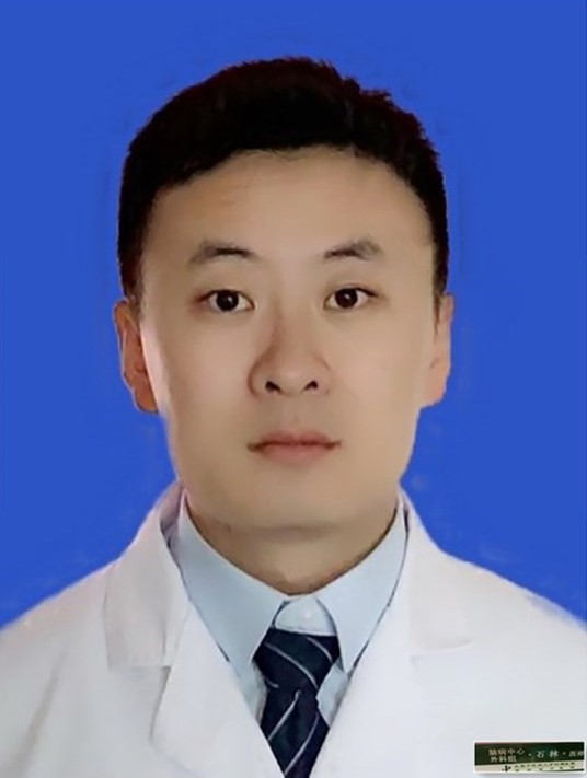 石林                        职称：医师