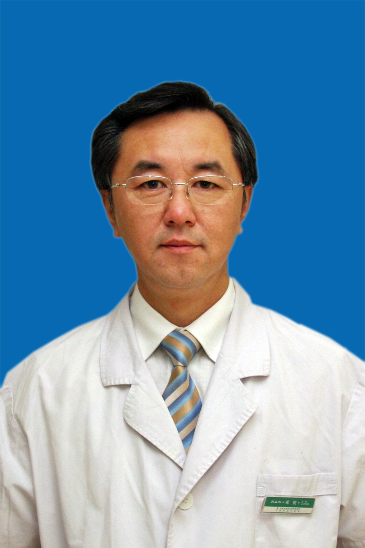 邓悦                        职务：心病中心主任
                        职称：主任医师