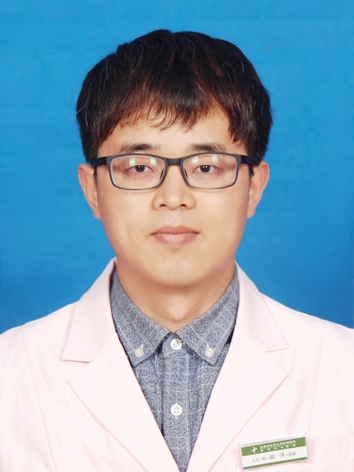 张伟                        职称：医师