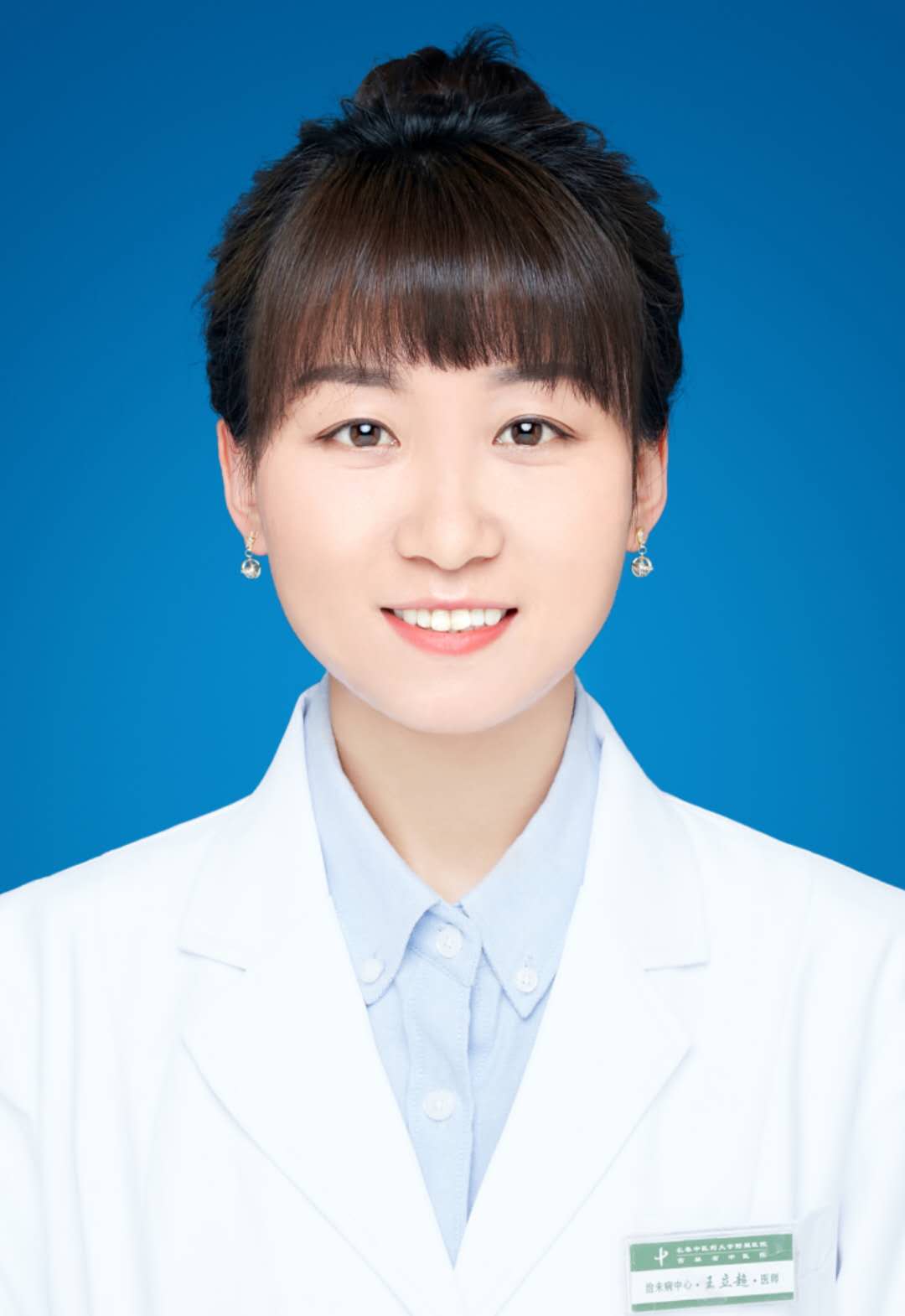 王立超                        职称：