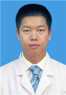 李振华                        职务：骨科中心正骨
                        职称：主任医师