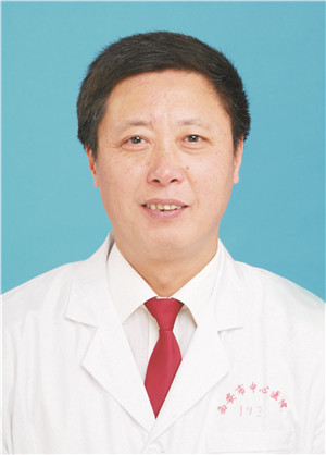 辛渭川 　 职称：主任医师