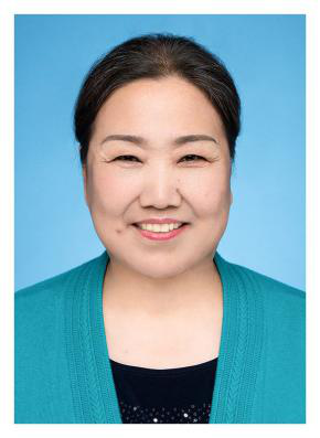 张莉 　 职称：主任医师